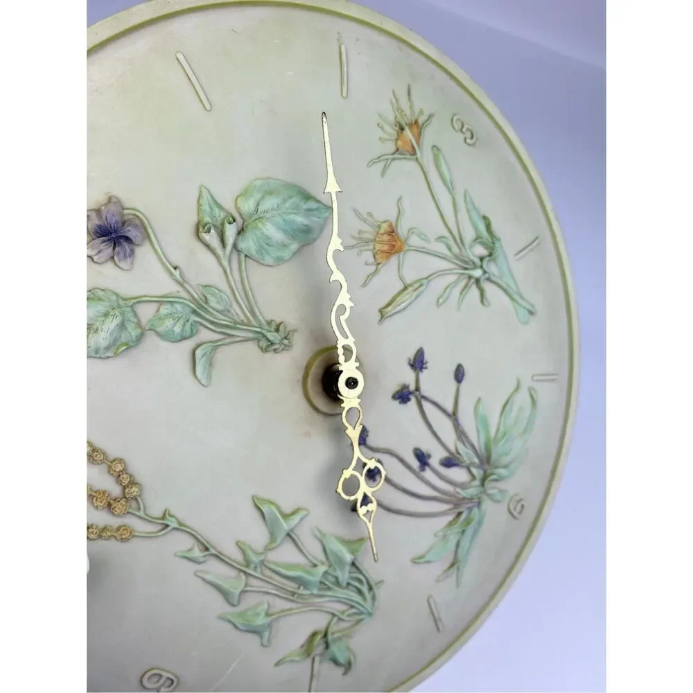 Wild Thyme Home Decor Wall Clock 14.25in W- Working
